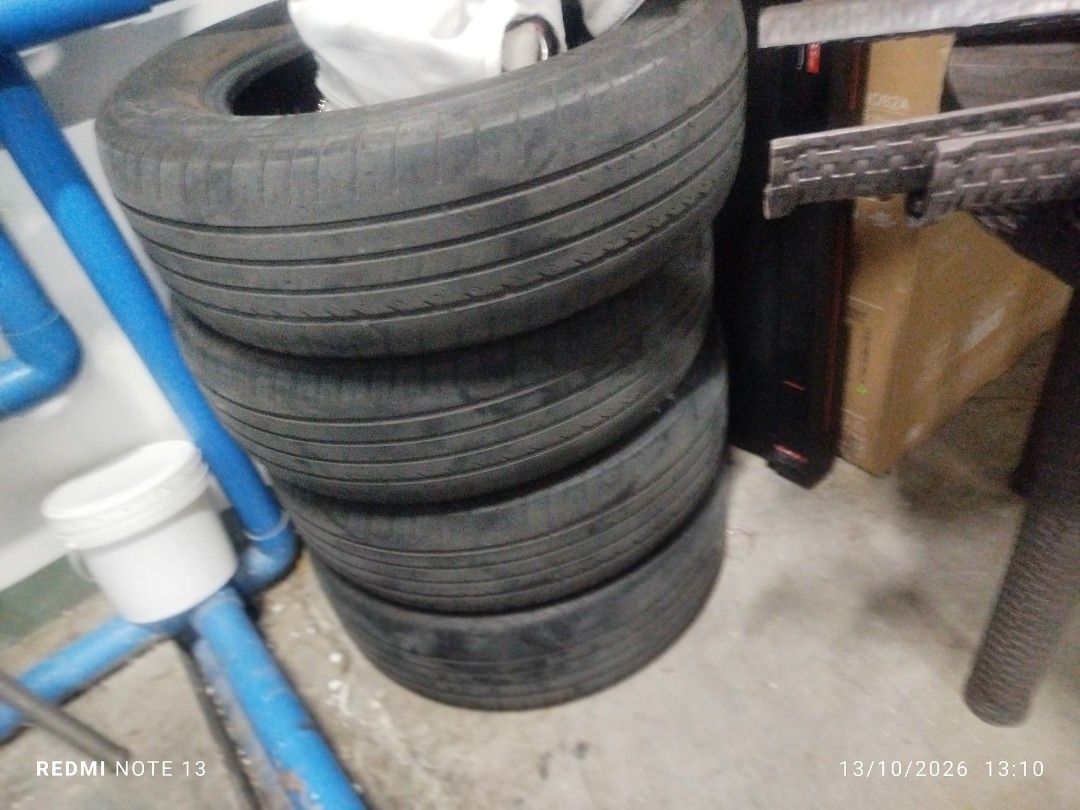 Car tire (Category: Mags and Tires) located in Taguig. Submitted by steve_doms (Listing ID 1468128193, Image 3). Description: Good year.