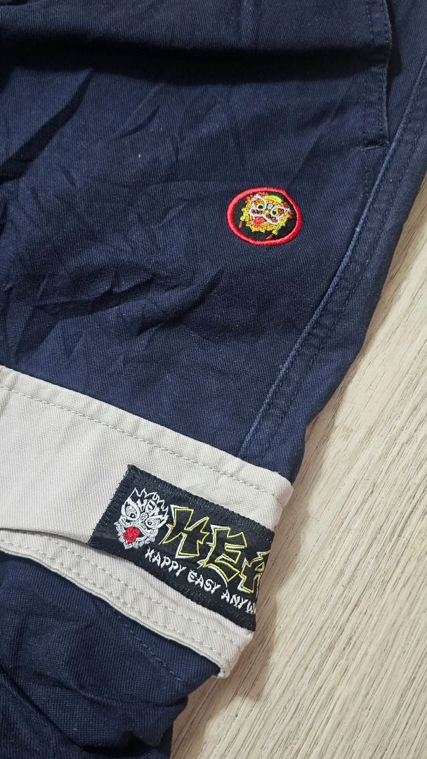 Cargo pants y2k (Category: Jeans) located in Caloocan City. Submitted by shadical-2- (Listing ID 1468203581, Image 3). Description: dimes W free size L 37 500 negotiable +sf loc: parañaque .