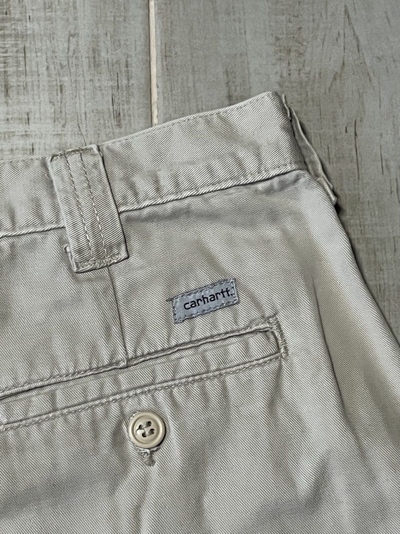 Carhartt B359 STN (Category: Shorts) located in Angono. Submitted by odd.fitt (Listing ID 1468093856, Image 2). Description: 34 on tag 34W 20L 11.5H Small scratch.