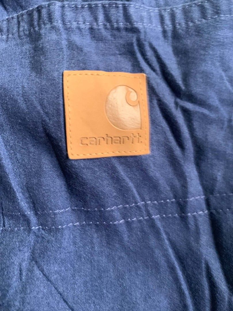 Carhartt Carpenter Cargo Scrub (Category: Shorts) located in Calape. Submitted by thriftgoodsarchive3 (Listing ID 1468144277, Image 3). Description: Carhartt carpenter cargo scrub length 22 leg open 10.