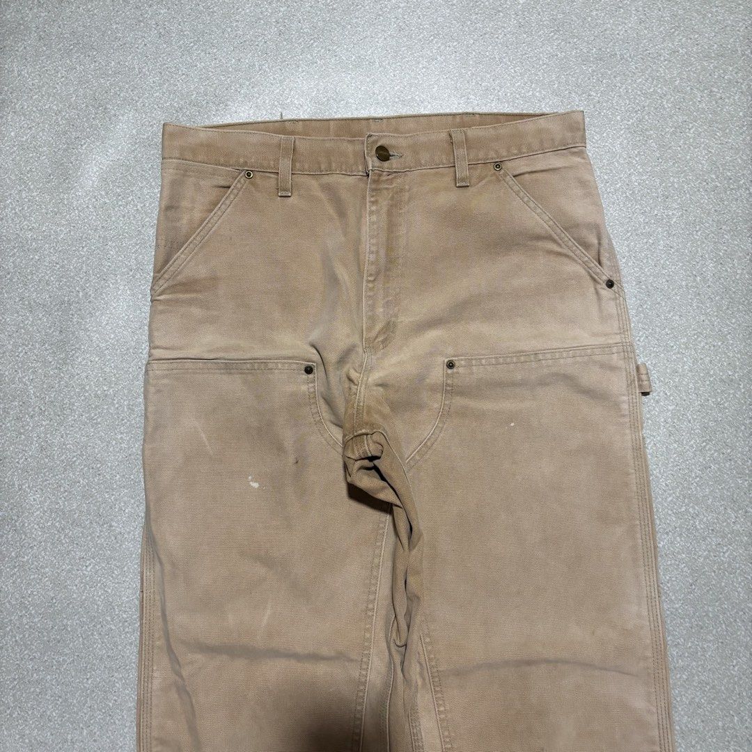 Carhartt Double Knee Work Pants Carhartt Brown (Category: Jeans) located in Cavite. Submitted by thrift_yard_blvd (Listing ID 1468185236, Image 3). Description: Carhartt Double Knee Carpenter Pants Size: 34 on the tag. Waist 34in Length 41in Leg Opening 9in Condition: Lightly used (super crispy). Issue: Minimal workwear stains. Mine: 3500 pesos.