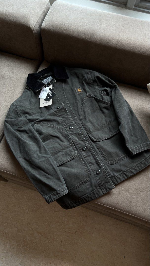 Carhartt WIP Prescott Coat (Category: Coats, Jackets and Outerwear) located in Manila. Submitted by aldrichchu (Listing ID 1468131133, Image 1). Description: Brand new Carhartt WIP Prescott Coat Oxide Green/Black S (fits M-L) P10,000 Garment-dyed 12 oz organic cotton canvas coat 100% cotton.
