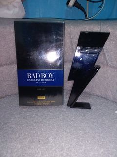 (Category: ) located in . Submitted by loveperfumes (Listing ID 1468238272, Image 1). Description: .