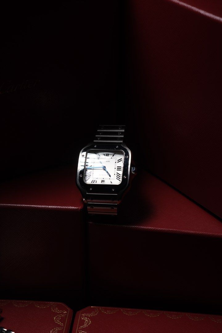 Cartier Santos Large 2025 (Category: Luxury Watches) located in Manila. Submitted by troy_anthonyy (Listing ID 1468075997, Image 2). Description: Cartier Santos de Cartier – Large Year: 2025 Price: ₱400,000 ✨ Complete Set ✨ Cartier Warranty: Valid until 2033 ✨ Excellent, Well-Maintained Condition Details: * Large size * Automatic movement * Stainless steel case and bracelet * Iconic Santos de Cartier design * Complete box and papers.
