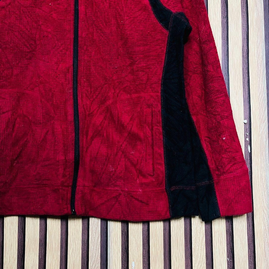 CASCADE SPORT GORPCORE Y2K PERFORMANCE TECHNICAL GRID FULL ZIP KNIT FLEECE JACKET RED MEDIUM 20x24 (Category: Coats, Jackets and Outerwear) located in Cavite. Submitted by yg_elite (Listing ID 1468139924, Image 3). Description: PLEASE READ FAQ’s > Yes, available! > Last price posted. TAKE IT OR LEAVE IT! > Dasmariñas Cavite > ADDITIONAL PHOTOS are NOT AVAILABLE as we seal the items after taking pictures. > GCASH payment > JNT shipping / LALAMOVE 