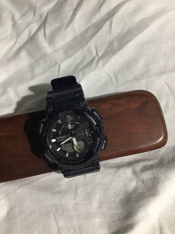 Casio AEQ-110W original (Category: Men's Watches) located in Baguio. Submitted by agozun61 (Listing ID 1468159328, Image 1). Description: Casio AEQ-110W.Casio telememo .30 world time .3alarm and countdown timer..