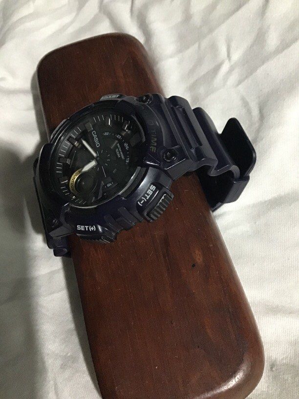 Casio AEQ-110W original (Category: Men's Watches) located in Baguio. Submitted by agozun61 (Listing ID 1468159328, Image 3). Description: Casio AEQ-110W.Casio telememo .30 world time .3alarm and countdown timer..