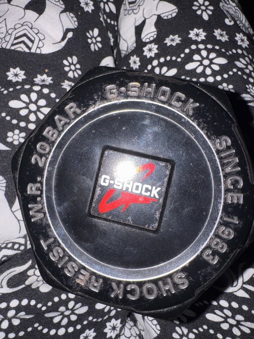 Casio G-Shock GA-100C-4A Red (Category: Men's Watches) located in Manila. Submitted by pastaoverload (Listing ID 1468115551, Image 2). Description: .