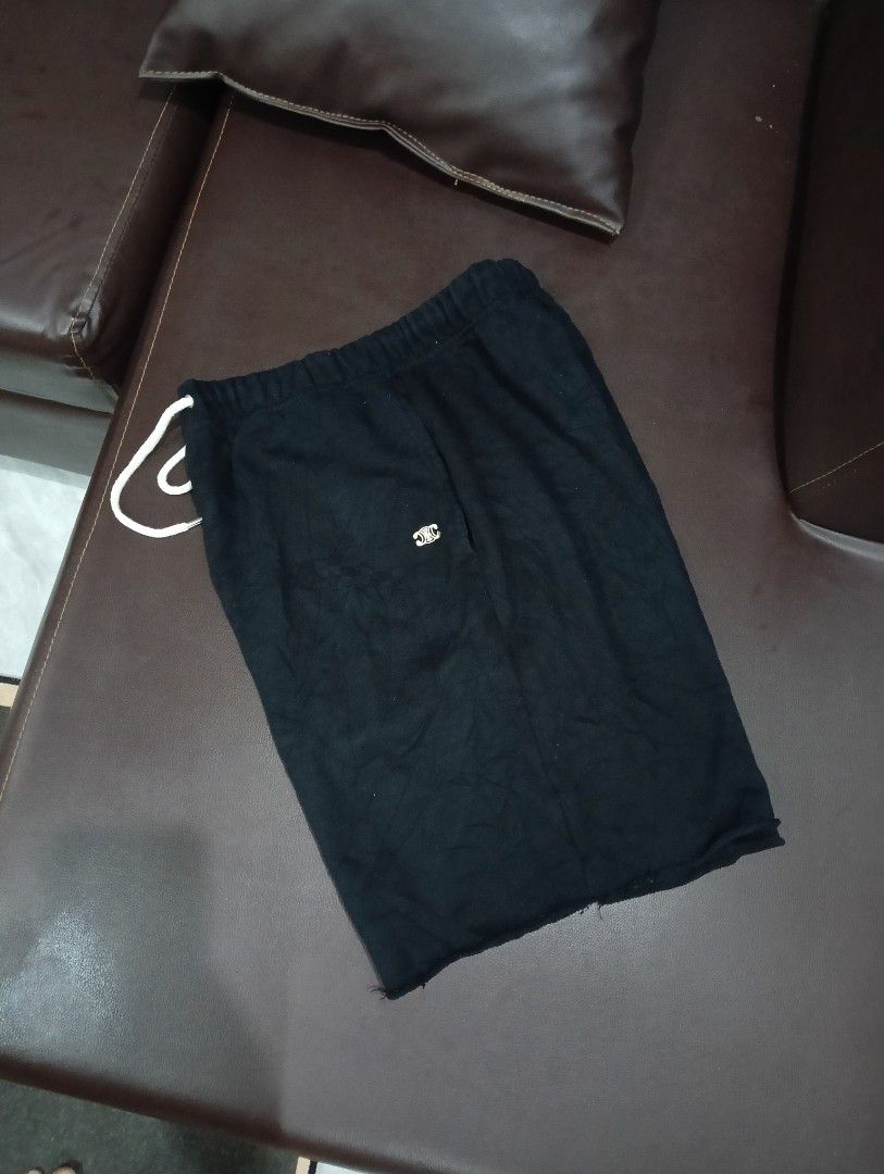 Celine Paris Black Drawstring Sweat Shorts Size L (Category: Shorts) located in Odiongan. Submitted by thrifthub_bundang07 (Listing ID 1468086781, Image 1). Description: - Brand: Celine Paris - Color: Solid Black - Size: L (tag attached near elastic waistband) - Material: Soft and warm fleece inside for maximum comfort - Details: White drawstring with silver metal aglets stamped with Celine branding, plus a small embroidered Triomphe logo on the 