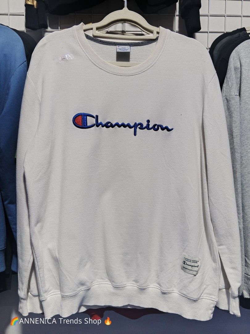 CHAMPION AUTHENTIC (Category: Coats, Jackets and Outerwear) located in Bulacan. Submitted by annenicathriftthriftlang (Listing ID 1468069879, Image 1). Description: CHAMPION AUTHENTIC Size M-L - 20.5W x 26L - ₱400 Vintage Tag / 9/10 / Thick Cotton CAPTION: CHAMPION Authentic American Athletic Apparel - Size M fits L Vintage Tag - Legit - Thick Cotton Dimes: 20.5" Width x 26" Length Cond: 7/10 - No crack print, ribbings intact, no butas, Faded lan