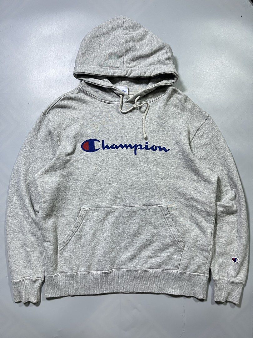 Champion Hoodie (Category: Coats, Jackets and Outerwear) located in Cebu City. Submitted by lottaloots.ceb14 (Listing ID 1468240501, Image 1). Description: .