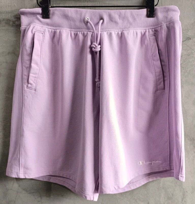Champion Mens Reverse Weave Light Purple Short (Category: Shorts) located in Bacoor. Submitted by nineties_kid (Listing ID 1468153743, Image 2). Description: <====• Champion Mens Reverse Weave Light Purple Short Size: XL Waist size: 32- Stretch inches Short length: 19.2 inches Rise: 13.5 inches Leg Opening: 14 inches _________________________ -Modes Of Delivery: J&T/Lalamove/ LBC (Cash on Pick-up/COD) -Meet-up (Bacoor Cavite Area/Mandaluyong-Shaw
