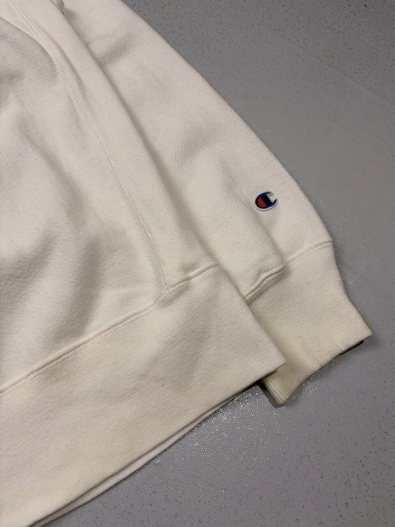 Champion Reverse Weave Off White Crewneck Sweatshirt (Category: Coats, Jackets and Outerwear) located in Cainta. Submitted by rizalthriftstuff (Listing ID 1468106992, Image 3). Description: Champ White Dimes Size: Cut Tag Width: 27 Length: 30 Color Rate: 9 Condition: 8 Issue: Stains and Lints Mine - ₱600 - Brand: Champion - Style: Reverse Weave Crewneck Sweatshirt - Color: Off-white - Material: Heavyweight cotton blend with soft fleece lining - D