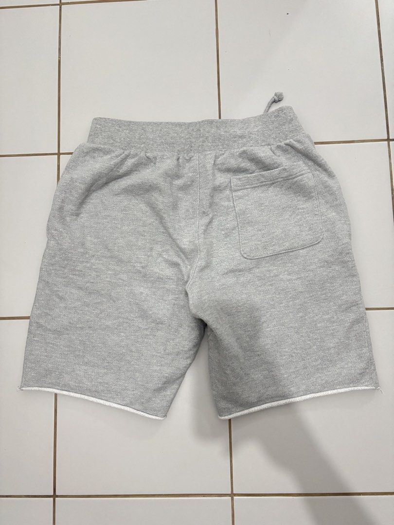 Champion Reverse Weave Short (Category: Shorts) located in Angeles City. Submitted by daily_thrift_collection (Listing ID 1468160780, Image 3). Description: Excellent to Like New Condition Heavy Cotton Like Alumni 30-32 x 19 No issue Location: Pampanga.