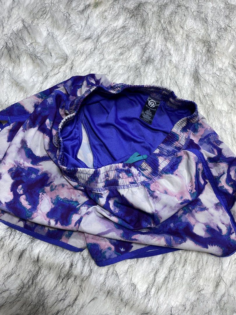 Champion (small) (Category: Activewear) located in Manila. Submitted by csjlgen (Listing ID 1468151940, Image 3). Description: .