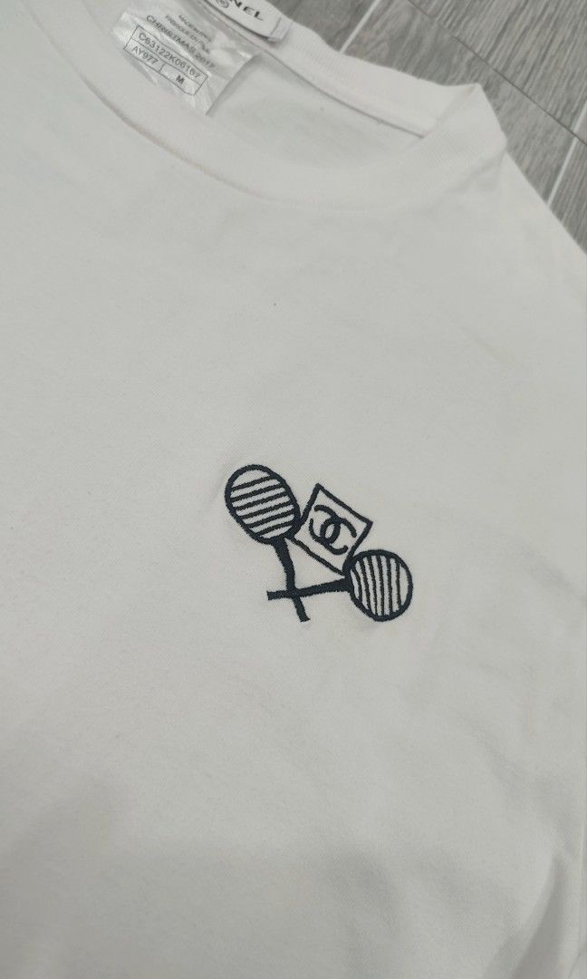 CHANEL (Category: Tshirts & Polo Shirts ) located in Manila. Submitted by fhilbelensoncuenco09 (Listing ID 1468111425, Image 3). Description: CHANEL ( MED on tag ) Width: 19 Length: 28 Condition: Excellent Color Rate: 9.8/10 Issue: (Colors may vary due to lighting) Mine: 550 (automatically yours, add shipping fee if outside Surallah).