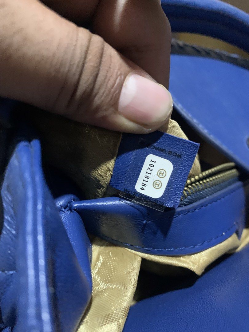 Chanel (Category: Luxury Bags & Wallets) located in Davao. Submitted by terrencefinds2.0 (Listing ID 1468122242, Image 3). Description: Rank A no issue.