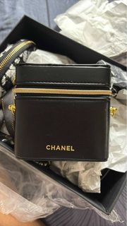 (Category: ) located in . Submitted by loved.goods0501 (Listing ID 1468202750, Image 1). Description: .