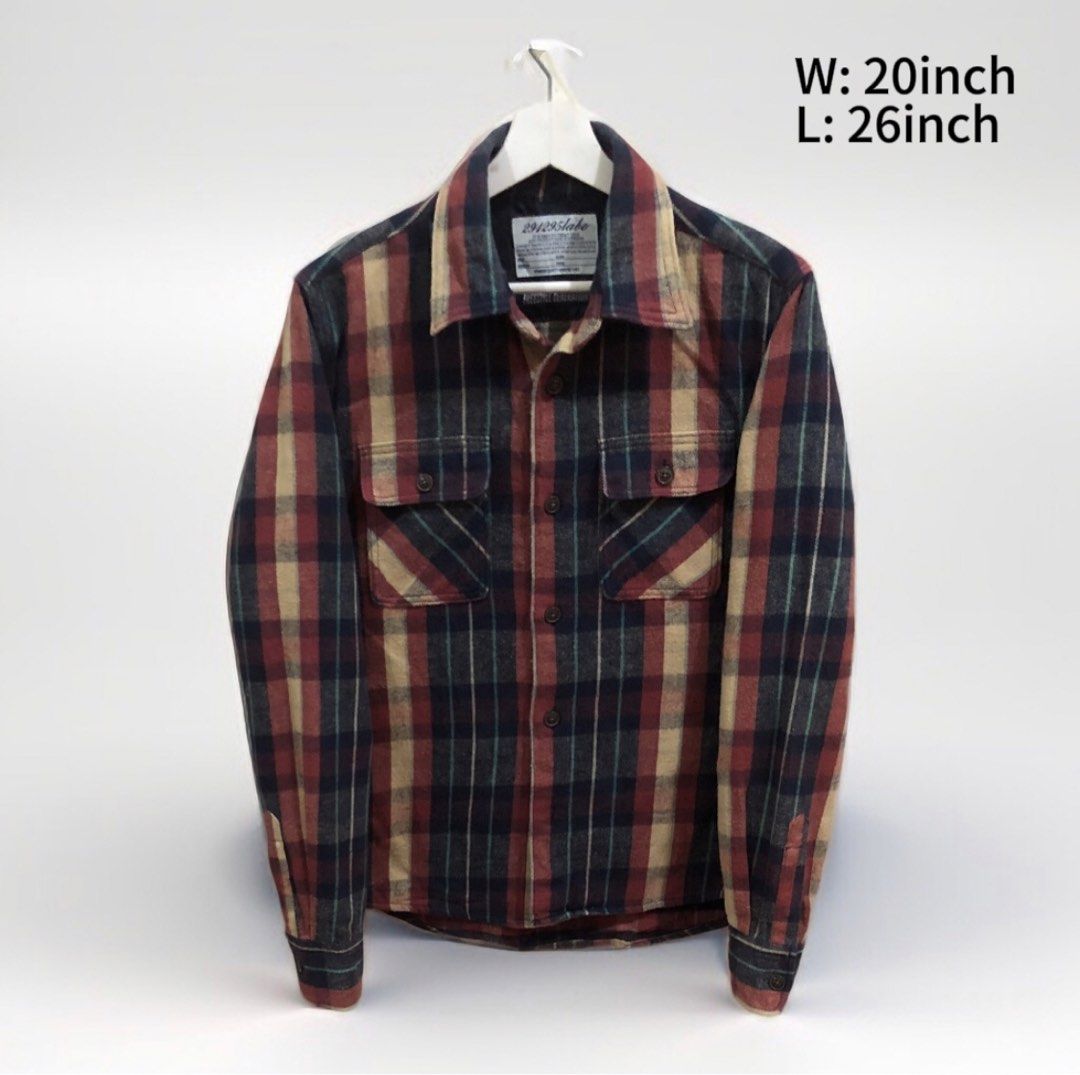 Chequered Jacket (Category: Coats, Jackets and Outerwear) located in Oas. Submitted by alithrifthunter (Listing ID 1468134579, Image 1). Description: .