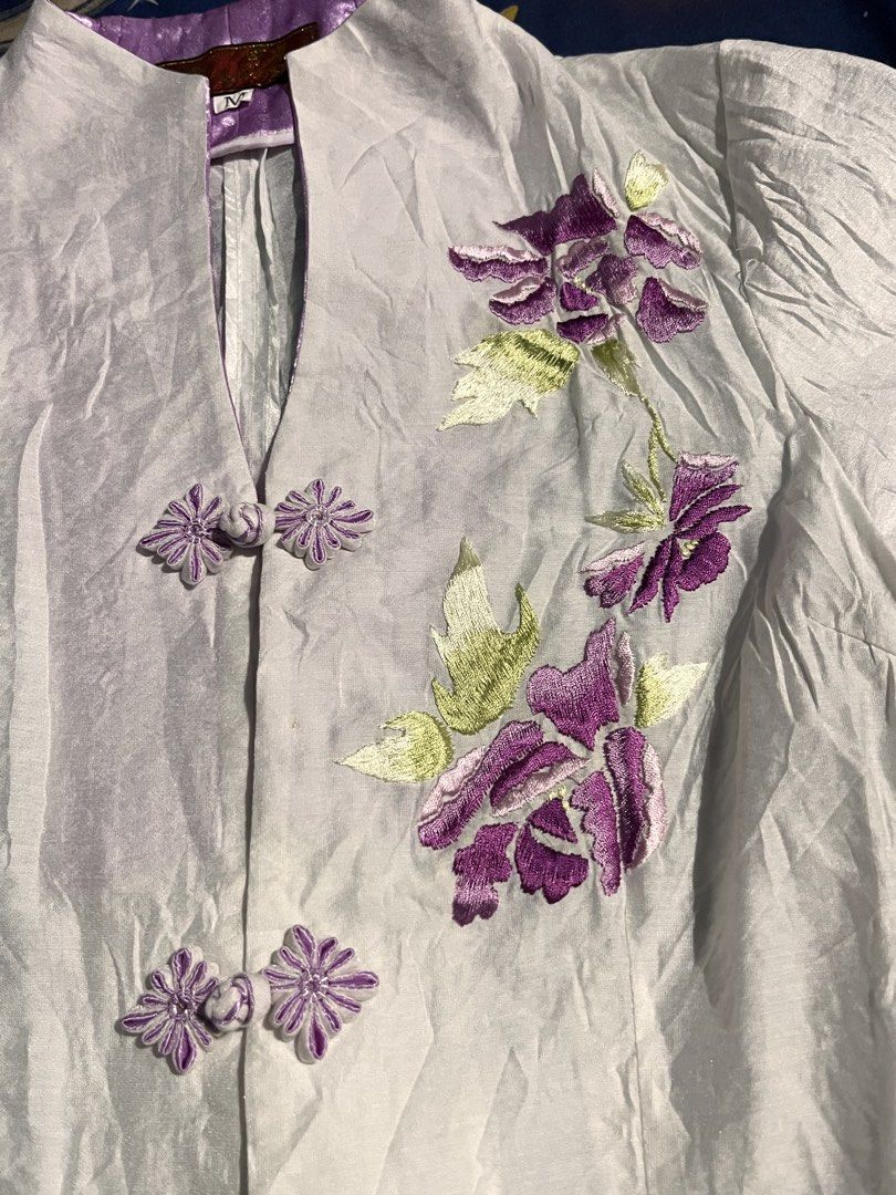 Chinese Cheongsam Top (Category: Others Tops) located in Manila. Submitted by kyla.vivo (Listing ID 1468210811, Image 2). Description: Location: Muntinlupa City.