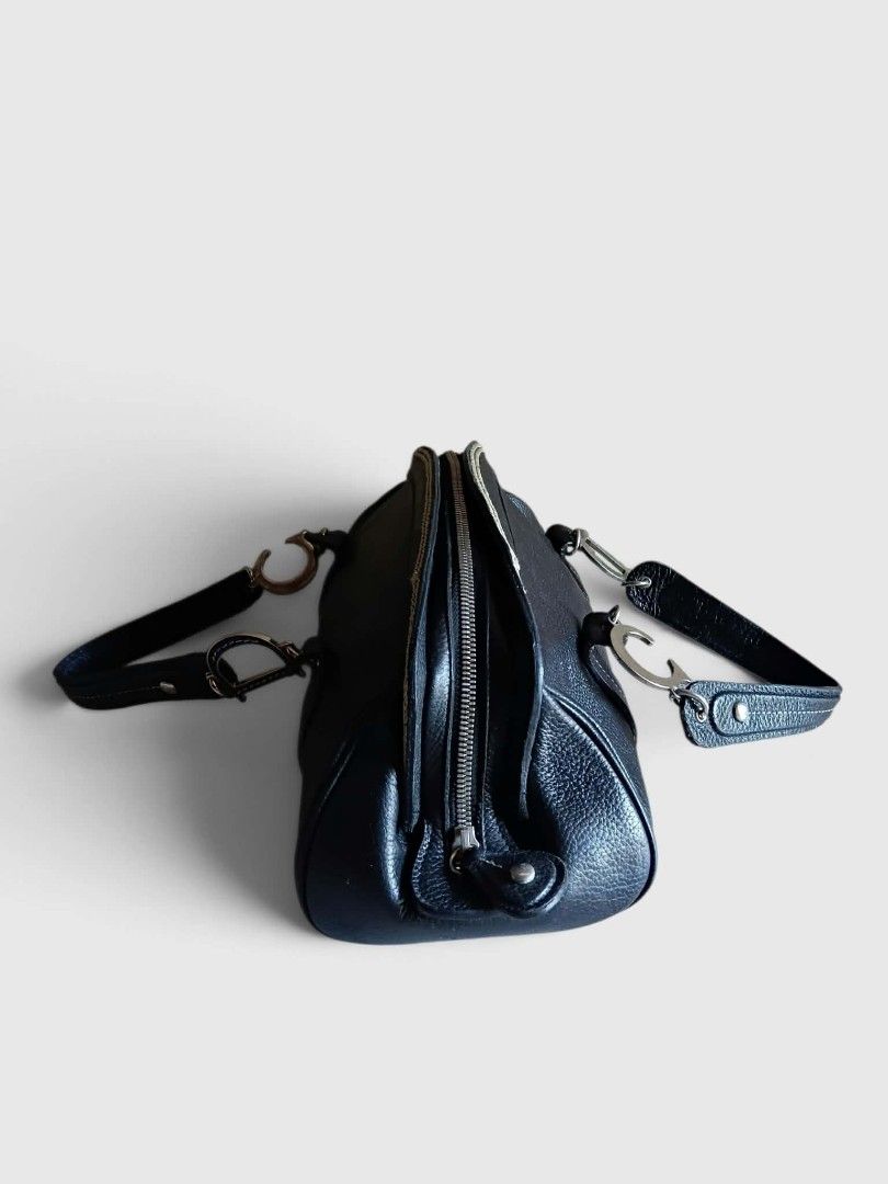 Christian dior (Category: Luxury Bags & Wallets) located in Malasiqui. Submitted by v.hype (Listing ID 1468177974, Image 2). Description: Christian dior excellent condition price : 13500 pesos + ship.