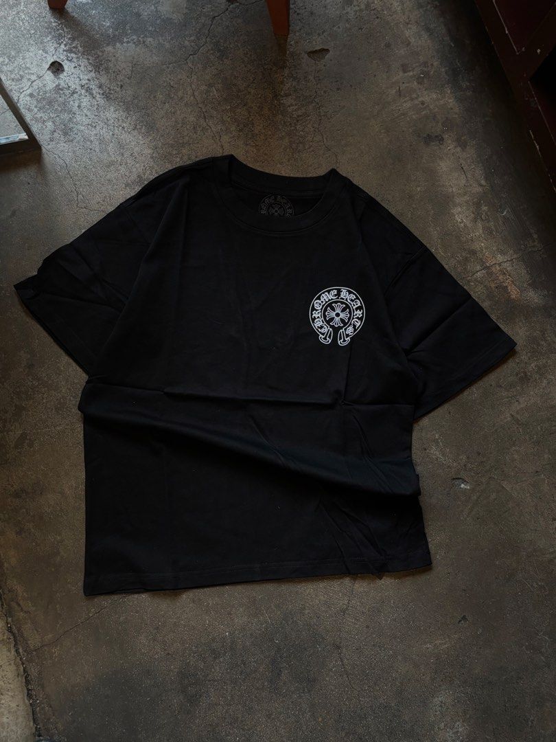 Chrome Hearts American Flag (Category: Tshirts & Polo Shirts ) located in Manila. Submitted by distinct_mnl (Listing ID 1468084163, Image 3). Description: S - 21x27 M - 22x28 L - 23x29 XL - 24x29 .