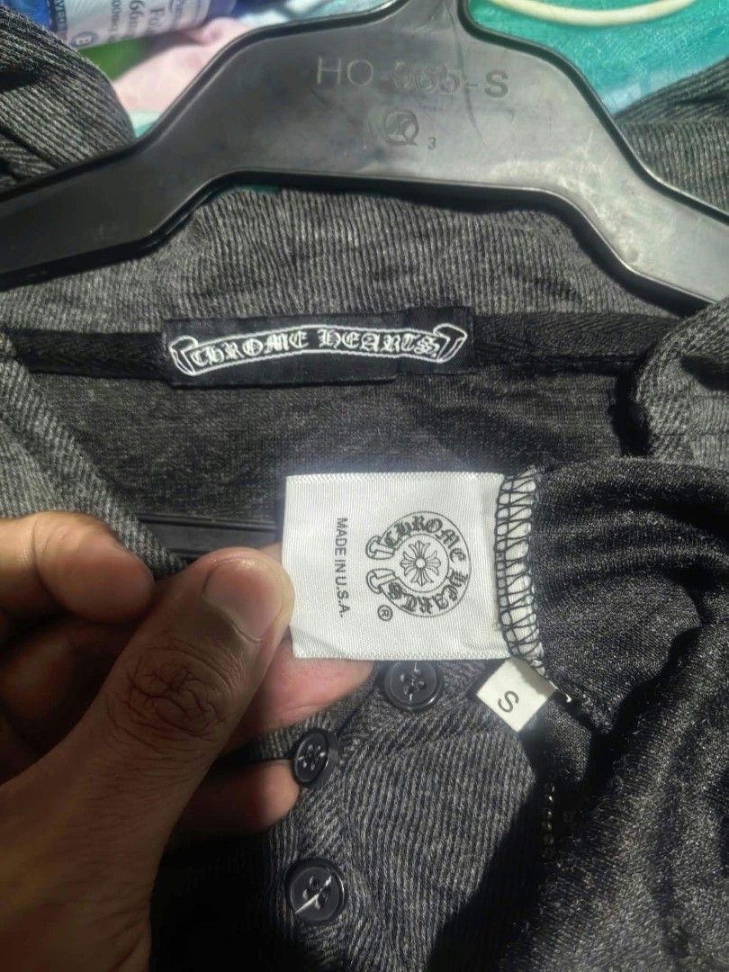 Chrome hearts Swarovski sweater (Category: Coats, Jackets and Outerwear) located in Vinzons. Submitted by kspabico07187 (Listing ID 1468215434, Image 3). Description: Excellent condition No issue L-19.5 W-17.5.
