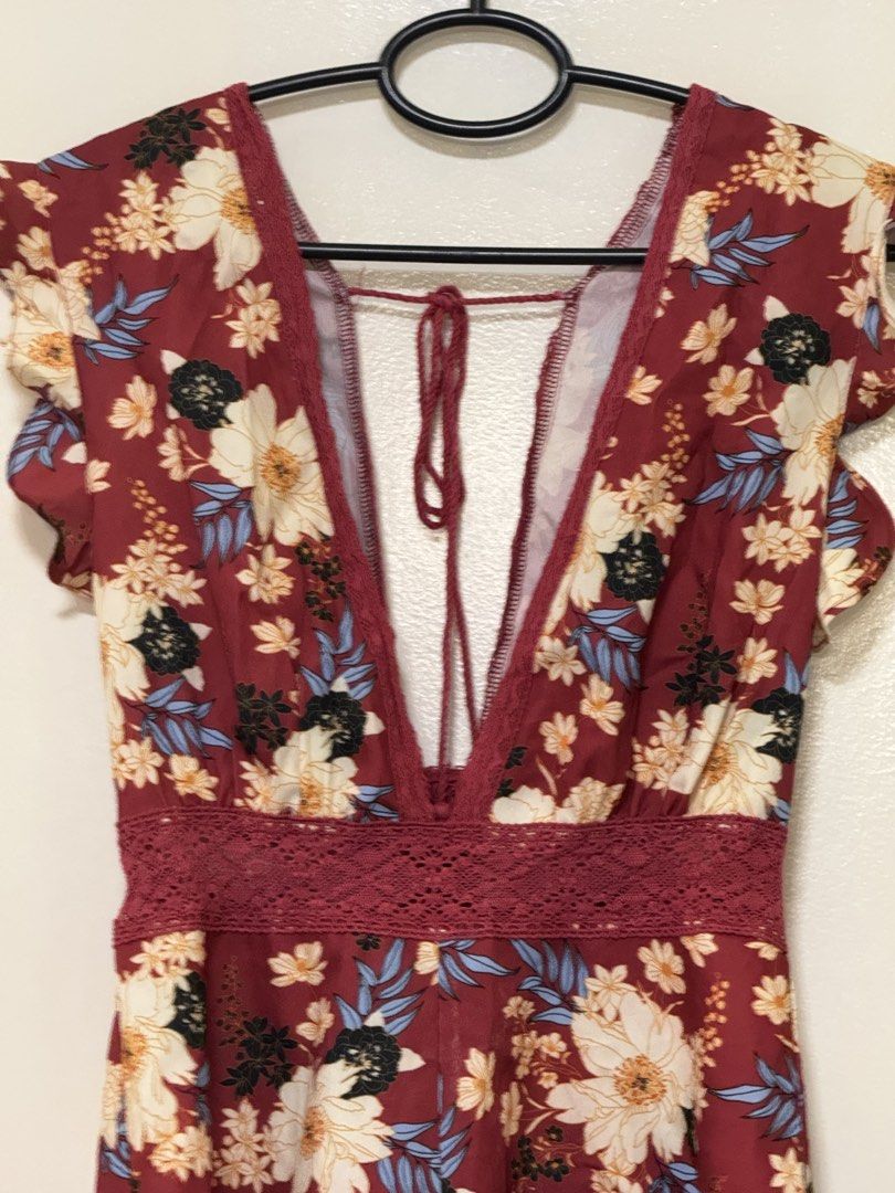 Cider Floral Lace Romper Size S (Category: Dresses) located in Marikina City. Submitted by punch.studioph (Listing ID 1468108303, Image 2). Description: Cider Romper Size S.