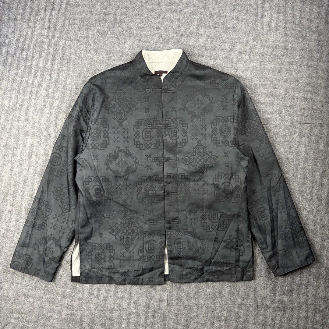 CLOT x TOLQ Silk Chinese Collar Printed Jacket (Category: Coats, Jackets and Outerwear) located in Manila. Submitted by yourtherapist_ (Listing ID 1468249056, Image 1). Description: CLOT x TOLQ Silk Chinese Collar Printed Jacket Size: L Condition: Excellent Material: 100% Polyester Made in: Japan Measurements Width: 24 Length: 29 Shoulder: 19 Sleeve: 25 .