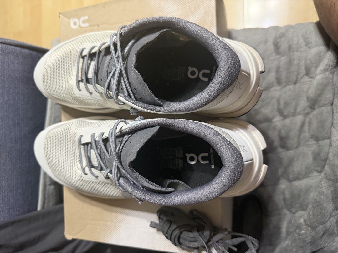 Cloudultra 3 (Category: Sneakers) located in Tarlac. Submitted by jhosarmiento0321 (Listing ID 1468174058, Image 2). Description: Oncloudultra 3 Size US9 4.5k nego sure buyer .