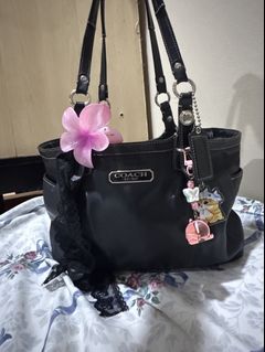 (Kategori: ) berada di . Dikirim oleh venuswardrobe (ID iklan 1468108045, Gambar 1). Deskripsi: .