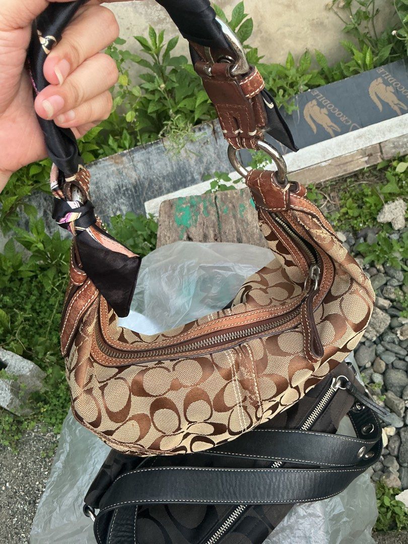 Coach Bundle Kili Bags 💞 (Category: Luxury Bags & Wallets) located in Caloocan City. Submitted by aesthetix. (Listing ID 1468161461, Image 3). Description: Coach Kili Bag in Black- Can be worn two- ways kili and sling 👜 Coach Signature Tan Hobo Bag - Issues rubs sa side and handle selling low As is, see pics 💞.