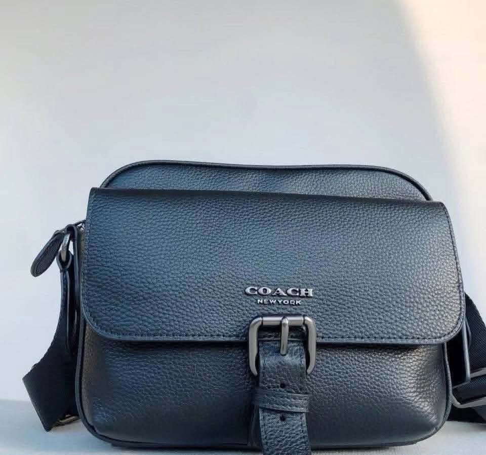 Coach Crossbody Bag (Category: Sling Bags) located in Quezon City. Submitted by stuffs.hellyy (Listing ID 1468214482, Image 3). Description: made in vietnam.