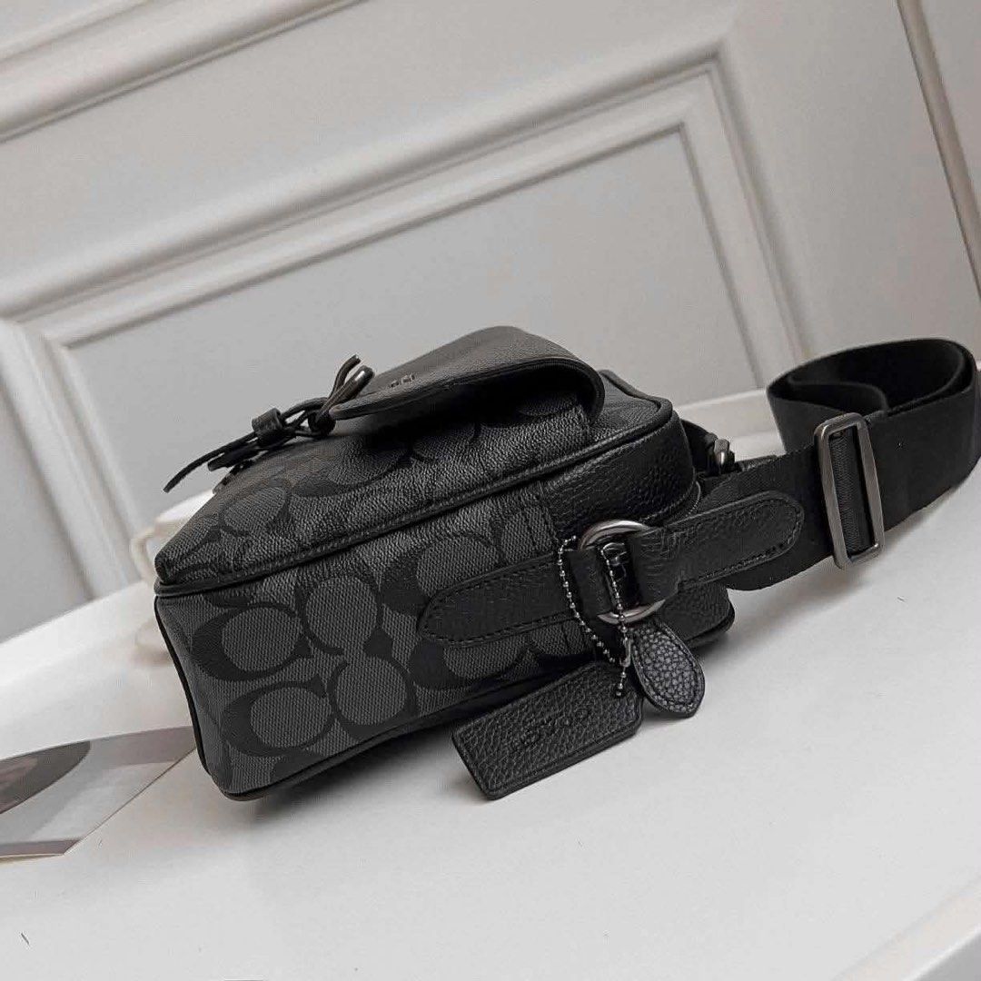 Coach Crossbody Bag (Category: Sling Bags) located in Quezon City. Submitted by stuffs.hellyy (Listing ID 1468214916, Image 2). Description: made in vietnam .