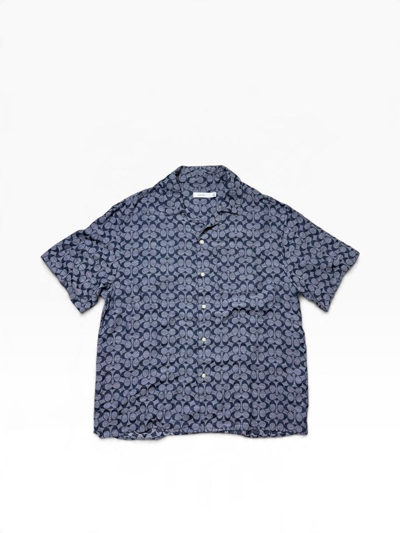 Coach monogram polo (Category: Tshirts & Polo Shirts ) located in Quezon City. Submitted by dailyfits08 (Listing ID 1468105949, Image 1). Description: Coach polo Size large 24.5x27.5 Excellent.