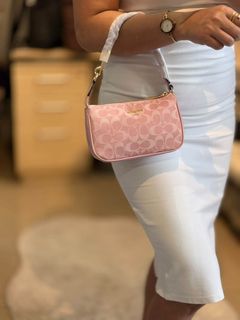 (Category: ) located in . Submitted by bagsboutiqueph (Listing ID 1468235935, Image 1). Description: .