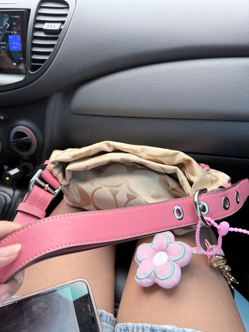 Coach Shoulder Bag (Category: Luxury Bags & Wallets) located in Cainta. Submitted by peaches_2021 (Listing ID 1468280970, Image 3). Description: 9/10 condition Rank A Inclusion: Flower charm and pink dustbag Super pretty in person!! Dm sa interested.