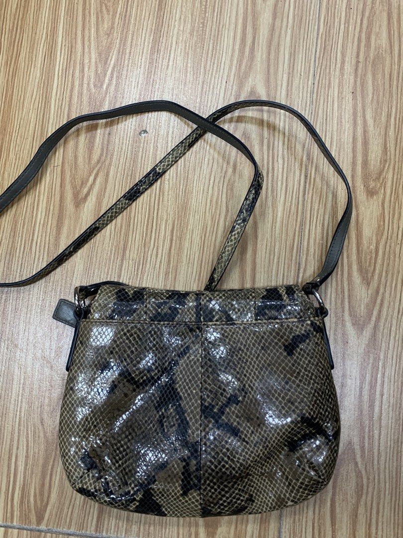 Coach soho bag snakeskin bag (Category: Luxury Bags & Wallets) located in Zamboanga. Submitted by totsthrifted (Listing ID 1468166223, Image 2). Description: EXCELLENT CONDITION 9.8/10 No issue 1,999 Pm📩.