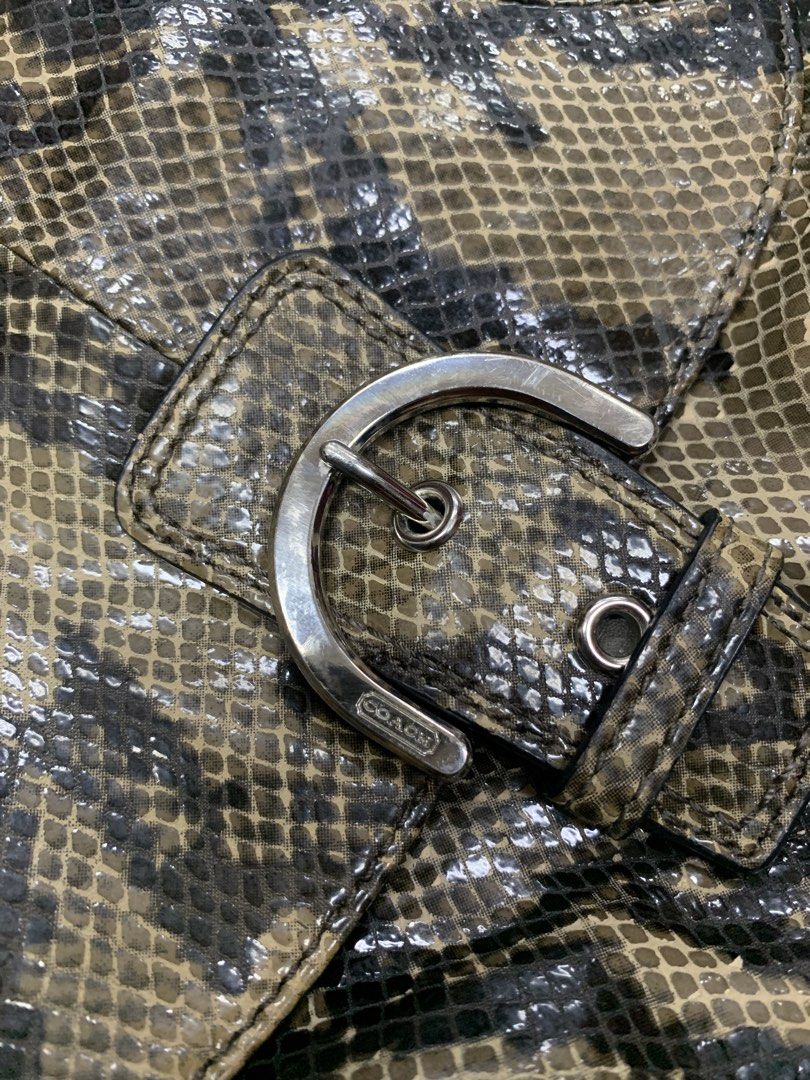 Coach soho bag snakeskin bag (Category: Luxury Bags & Wallets) located in Zamboanga. Submitted by totsthrifted (Listing ID 1468166223, Image 3). Description: EXCELLENT CONDITION 9.8/10 No issue 1,999 Pm📩.