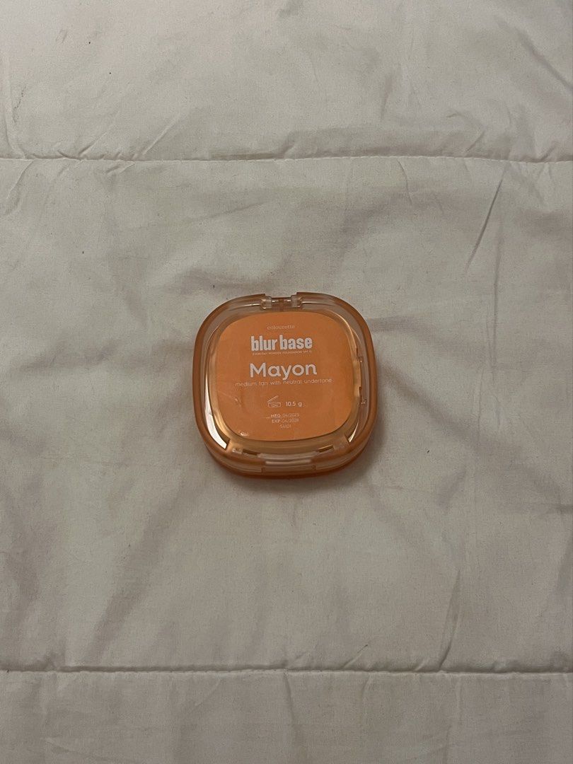 Colourette Blur Base Powder Foundation in Mayon (Category: Makeup) located in Manila. Submitted by beautyarchives (Listing ID 1468202801, Image 3). Description: colourette blur base powder foundation your everyday base essential for a smooth, soft focus finish • shade: mayon (medium tan with a neutral undertone) • includes orange compact case with mirror and triangle powder puff condition brand new and never been used at all no box included compa