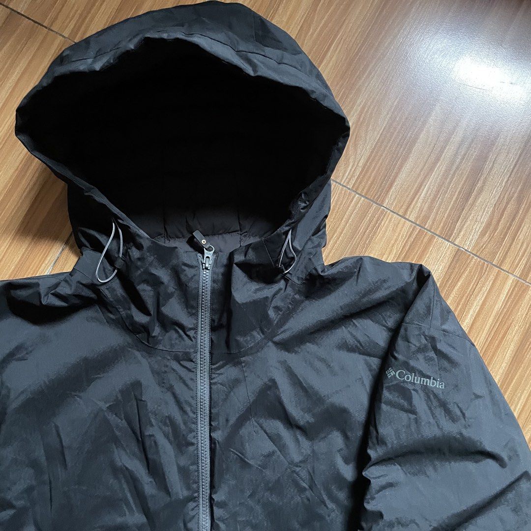 Columbia Open Site Hybrid Hooded Jacket (Category: Coats, Jackets and Outerwear) located in General Mariano Alvarez. Submitted by 4117_thriftnthrive (Listing ID 1468233869, Image 2). Description: As new condition No flaws Size: XL Measurements Width: 24” Length: front 28” | back 30” .