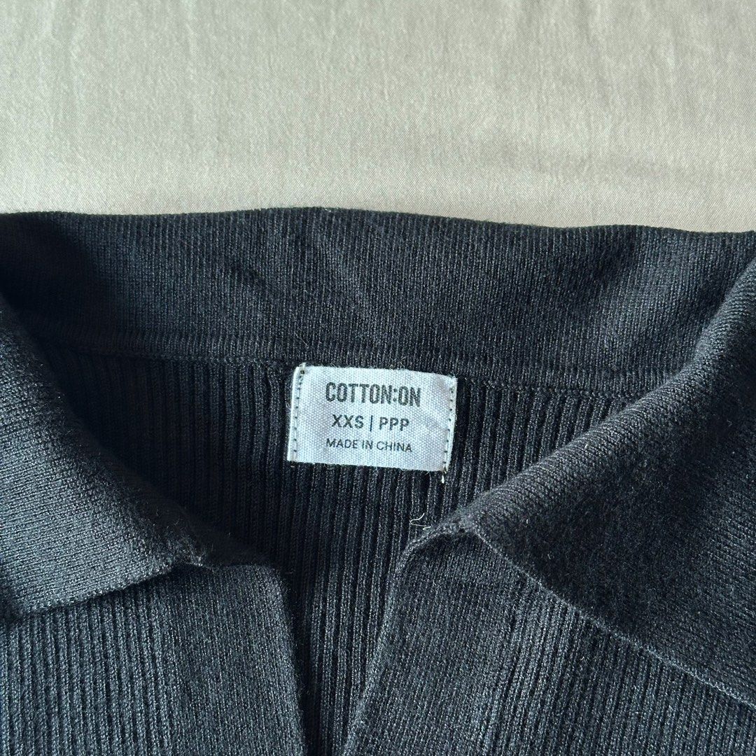 Cotton On Black Ribbed Tank Top (Category: Sleeveless) located in San Juan City. Submitted by keep.it.clean (Listing ID 1468166746, Image 3). Description: .