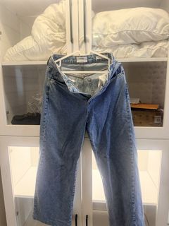 (Category: ) located in . Submitted by destashingmycloset (Listing ID 1468105071, Image 1). Description: .