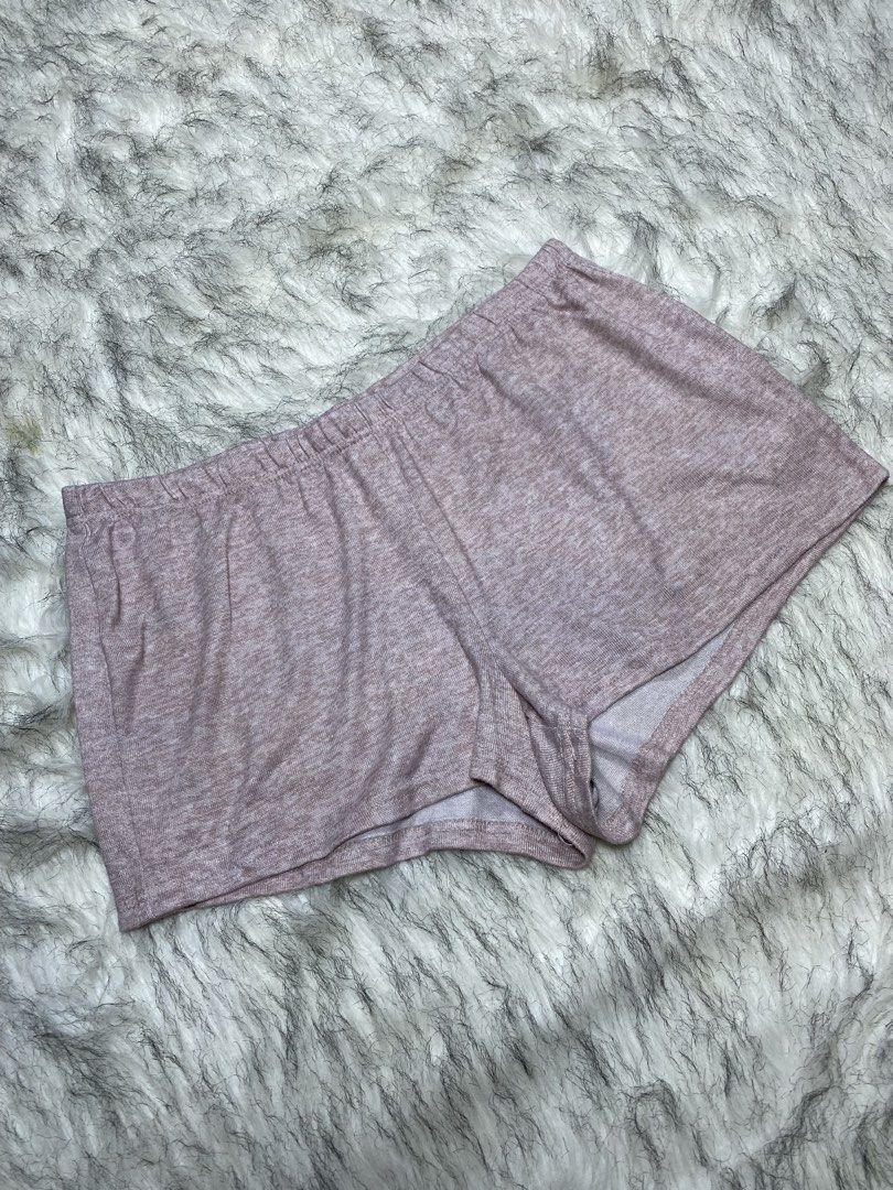 Cotton short (medium) (Category: Shorts) located in Manila. Submitted by csjlgen (Listing ID 1468168227, Image 2). Description: .