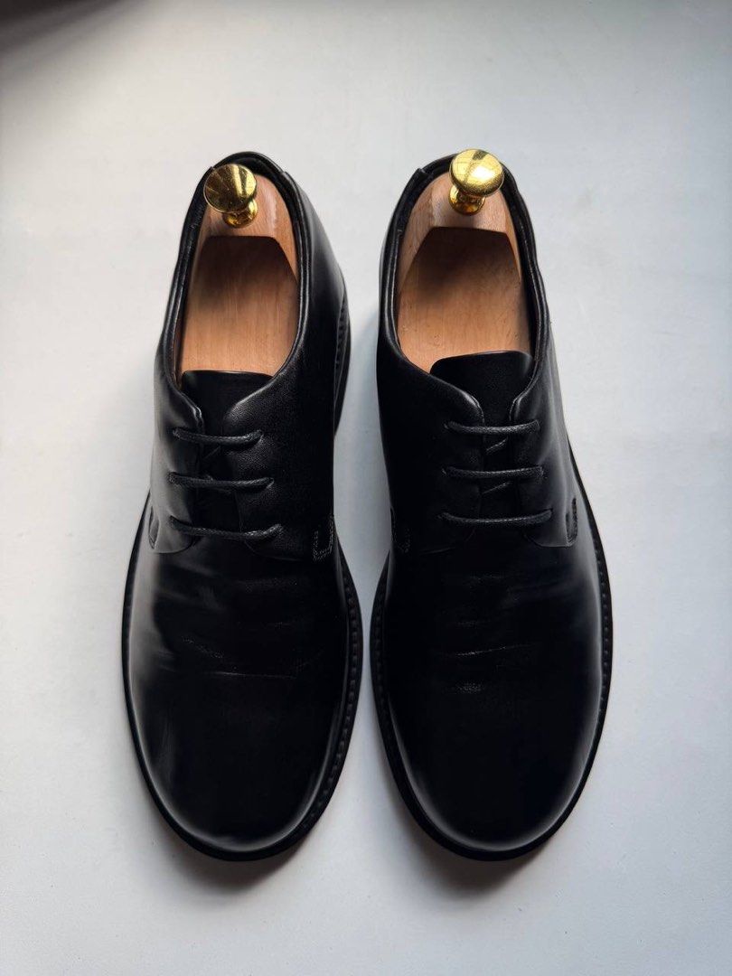 Covernat Derby Black (Category: Casual Shoes) located in Cagayan de Oro. Submitted by thrift_crate.ph (Listing ID 1468222874, Image 1). Description: ᴄᴏᴠᴇʀɴᴀᴛ ᴄʜᴜɴᴋʏ ᴅᴇʀʙʏ 𝟷𝟶ᴜs / 𝟸𝟾ᴄᴍ 𝐒𝐢𝐳𝐞: 10US / 28cm 𝐂𝐨𝐧𝐝𝐢𝐭𝐢𝐨𝐧 𝐫𝐚𝐭𝐞: 10/10 𝐂𝐨𝐥𝐨𝐫 𝐫𝐚𝐭𝐞: 10/10 Issue/s: NO ISSUES.