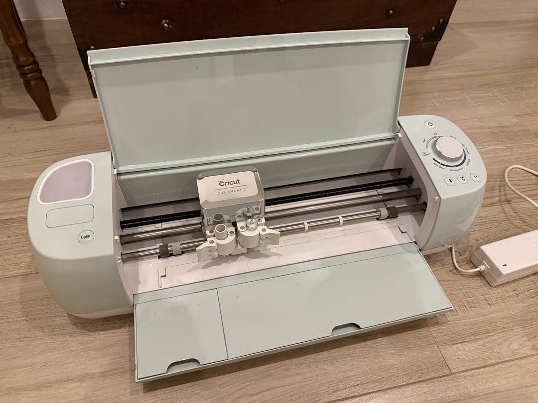 Cricut Explore Air 2 Mint Electronic Cutting Machine (Category: Craft Supplies & Tools) located in Bacoor. Submitted by cts217 (Listing ID 1468198852, Image 1). Description: - Item: Mint Green Cricut Explore Air 2 Cutting Machine - Condition: Clean, fully working condition, ready to use - Includes: Power adapter brick, power cord, and USB cable - Features: Rotary dial for easy material selection .