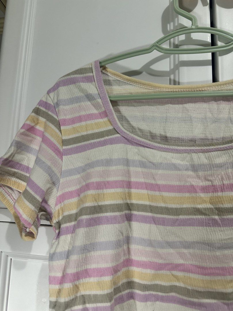 Crop Top Pastel Stripes (Category: Others Tops) located in Naic. Submitted by cilissa (Listing ID 1468177569, Image 2). Description: S-M size .