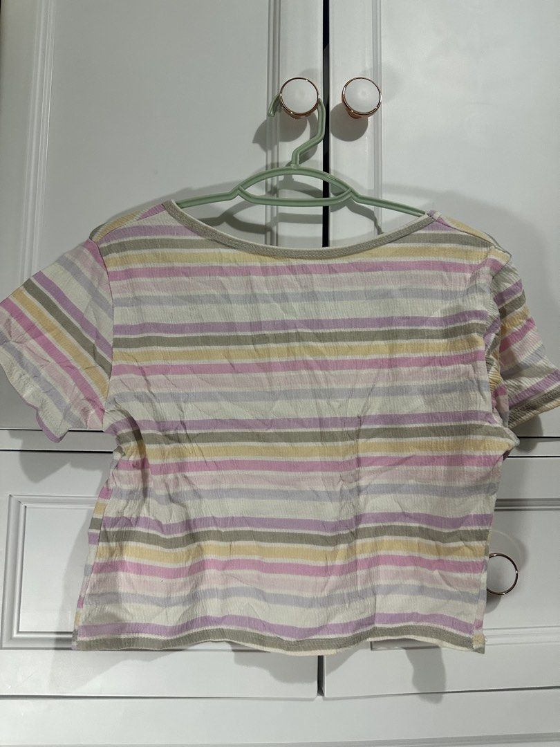 Crop Top Pastel Stripes (Category: Others Tops) located in Naic. Submitted by cilissa (Listing ID 1468177569, Image 3). Description: S-M size .