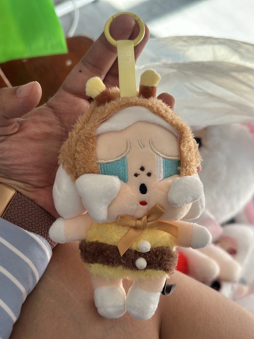 Cry baby white bee theme (Category: Designer & Blind Box Toys) located in Baguio. Submitted by cherylcaps95 (Listing ID 1468143356, Image 1). Description: .