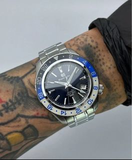 (Category: ) located in . Submitted by hausofSeiko (Listing ID 1468156059, Image 1). Description: .